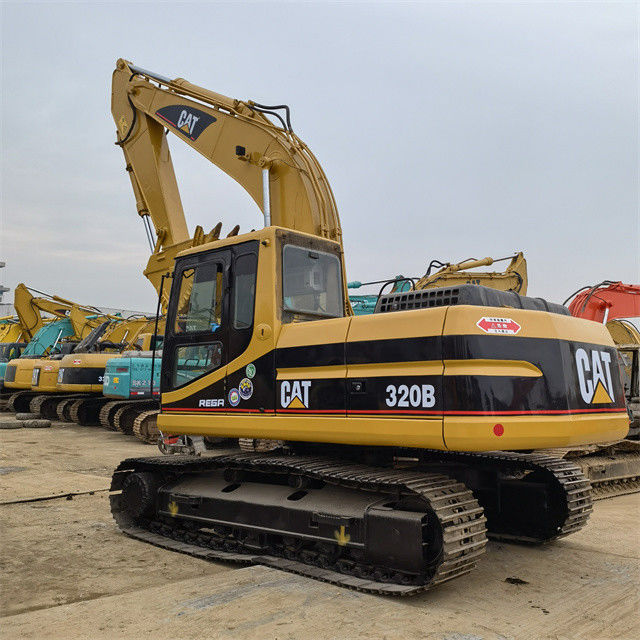 21 톤의 사용 준비 및 좋은 상태의 일본 Caterpillar 320 B를 경험