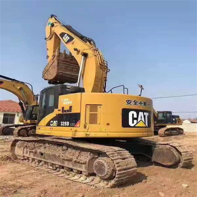 34.7 톤, 준비되어 있고, 일본 Caterpillar 328 D를 잘 사용하고 있습니다.