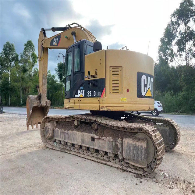 34.7 톤, 준비되어 있고, 일본 Caterpillar 328 D를 잘 사용하고 있습니다.