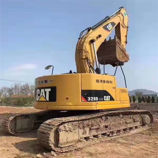 34.7 톤, 준비되어 있고, 일본 Caterpillar 328 D를 잘 사용하고 있습니다.
