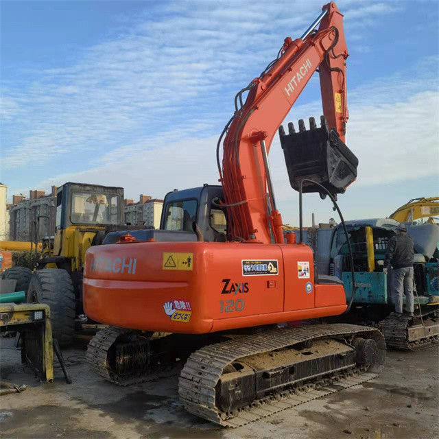 12.5 톤 미니 작업에 준비되어 있고 일본에서 수입된 히타치 ZX 120을 잘 사용하고 있습니다.