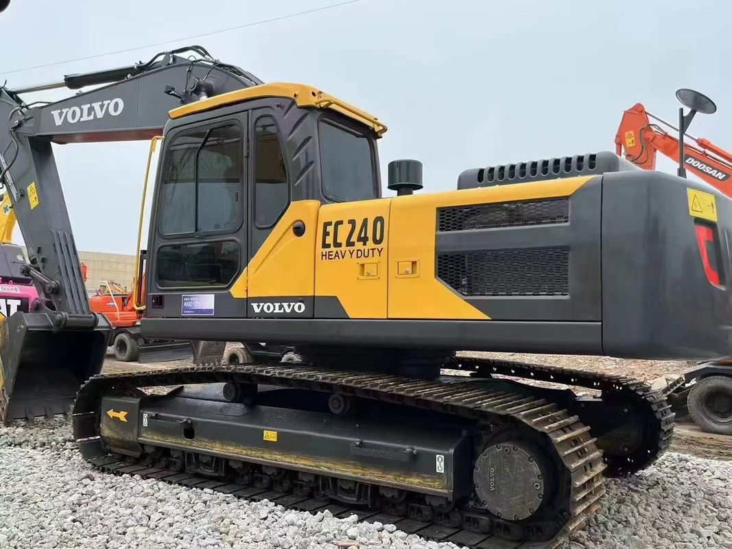 6.98m 파고 Volvo Ec240blc 발굴기 크롤러 발굴기 장비 트레이더 발굴기