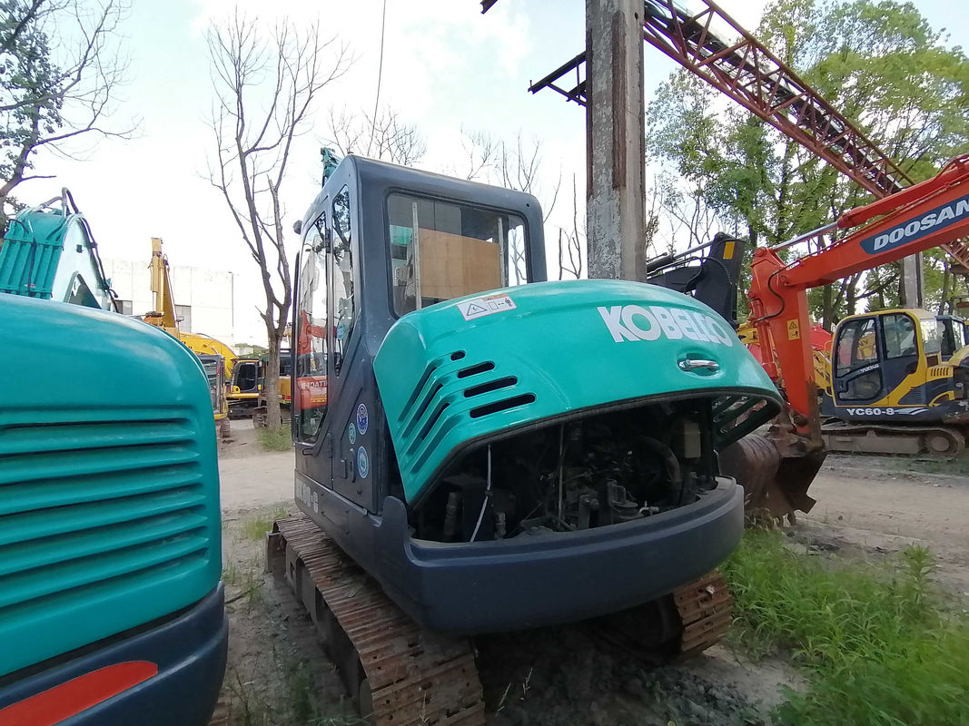 30.5kN KOBELCO SK60-C 발굴기 무게 5.95t 엔진 전력 42.4kW