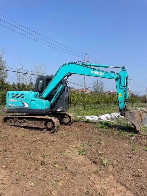 사용된 미니 발굴기 KOBELCO SK75-8 발굴기 기계 사용 된 엔진 전력 42kW