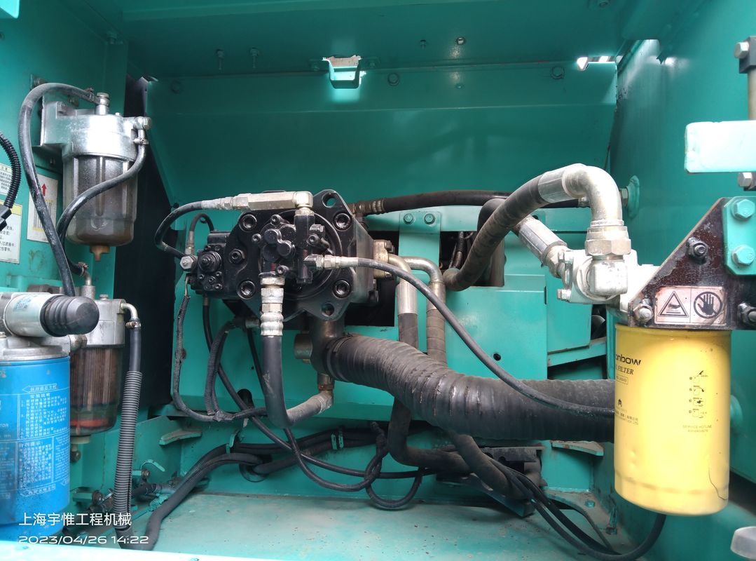 170 KN Tear Out Kobelco Sk250d 발굴기 무게 24.7t 엔진 전력 131kW