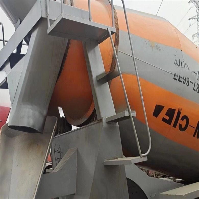 건설 공사 6*4 호우 시멘트 트럭 혼합기 371 hp 375 hp 혼합력