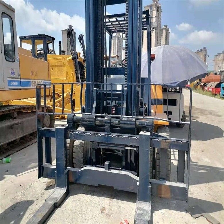 일본에서 만든 중고용 코마쓰 FD70 디젤 포크리프트