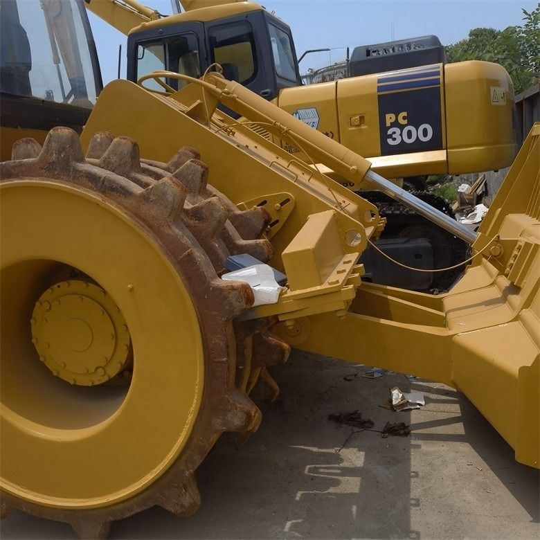 35 톤 사용 된 Caterpillar Cat 826G 압축기 우수한 상태 원색 일본