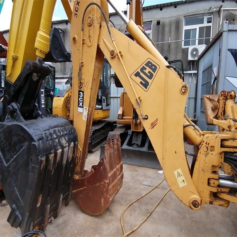 오리지널 수압 펌프 사용 된 JCB 3CX 배크호 로더 6.07 톤 등급 부하 상태