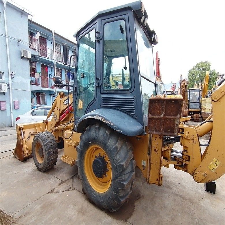 오리지널 수압 펌프 사용 된 JCB 3CX 배크호 로더 6.07 톤 등급 부하 상태