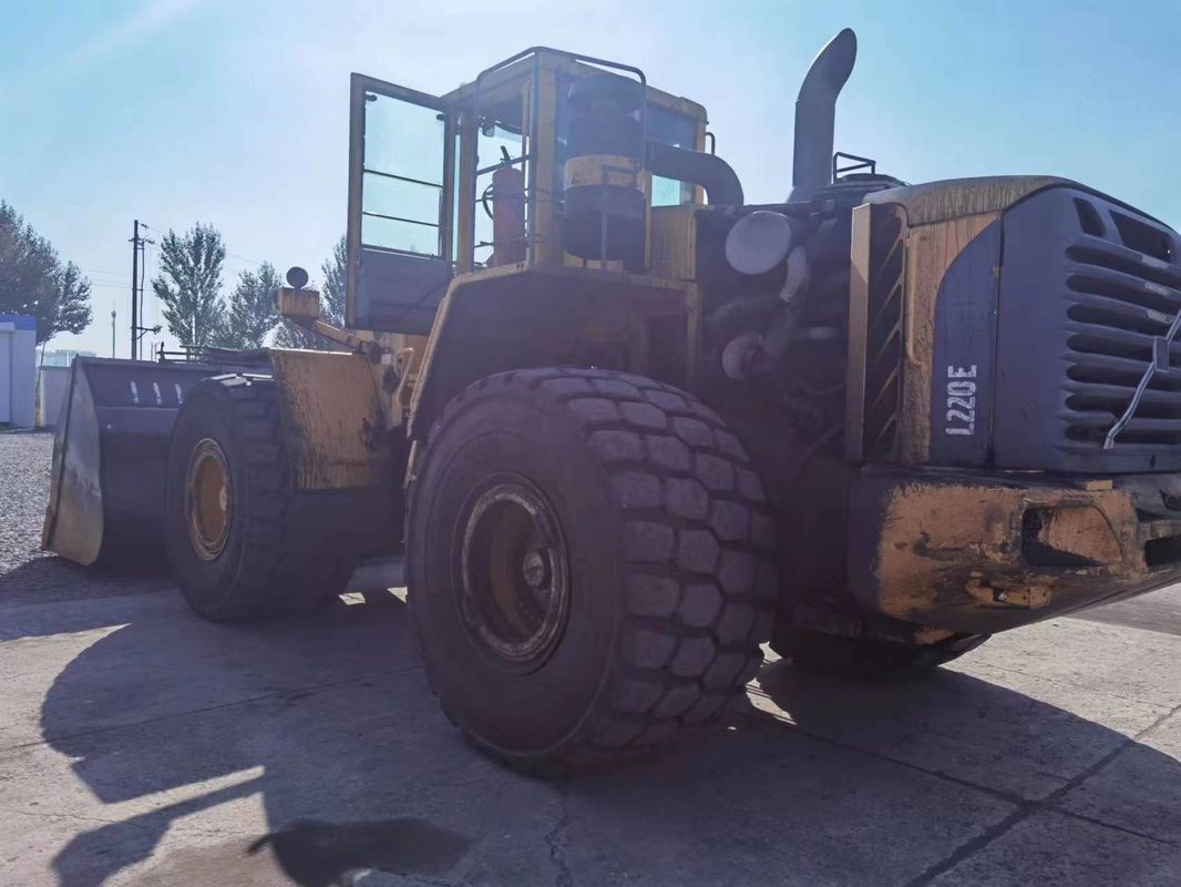 4WD 드라이브 유형 사용 된 로더 VOLVO L220E 오리지널 디자인 휠 스키드 스티어 로더 이동형