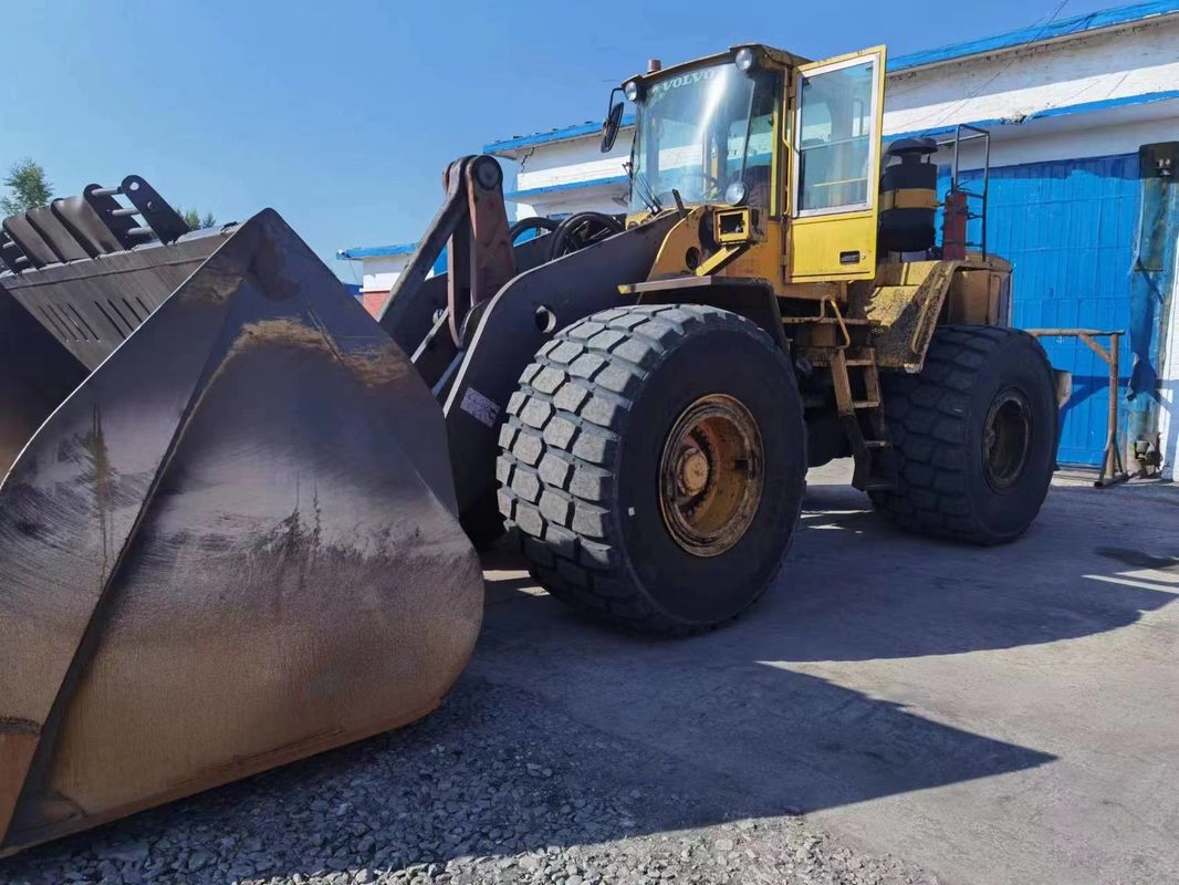 4WD 드라이브 유형 사용 된 로더 VOLVO L220E 오리지널 디자인 휠 스키드 스티어 로더 이동형