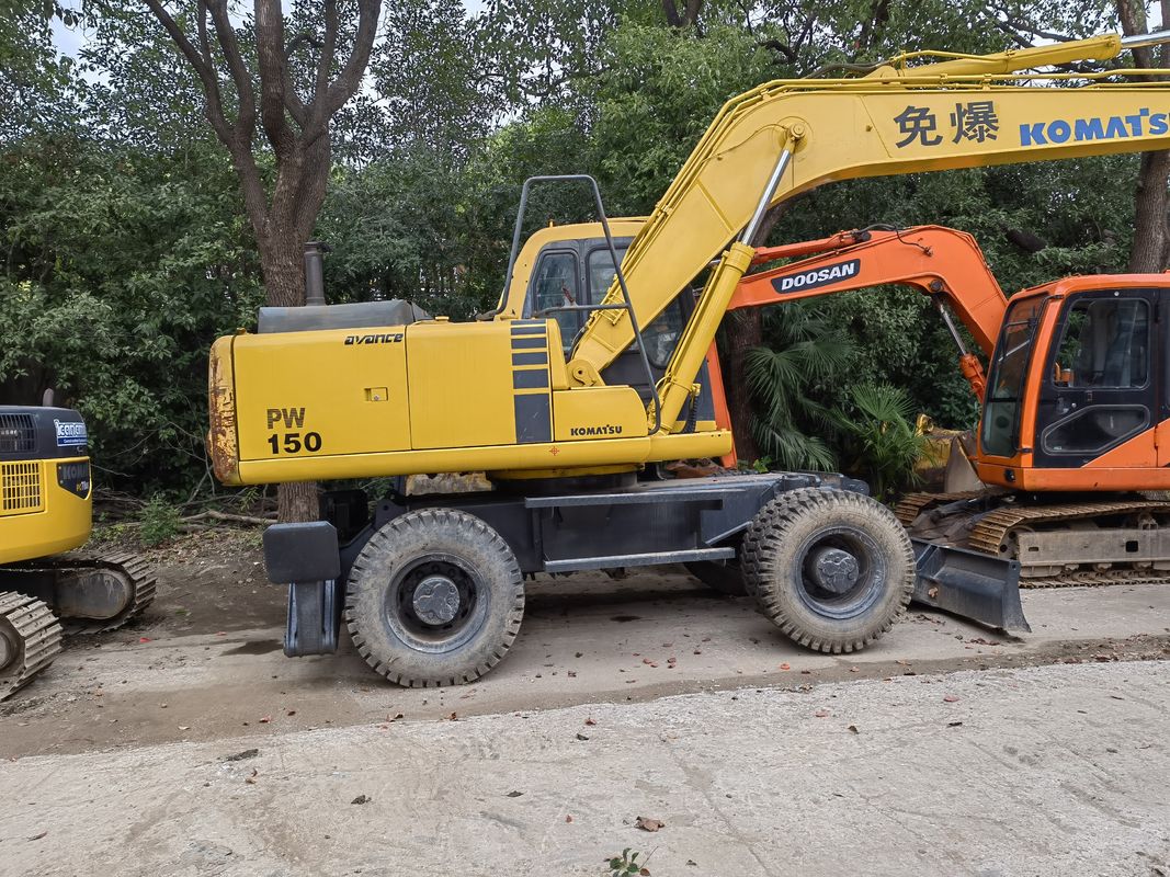 중고용 코마쓰 PC150W-6 휠 발굴기 중고용 15 톤 모바일 발굴기